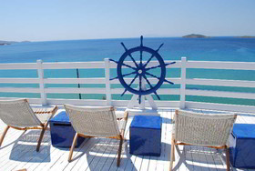 Perrakis Hotel