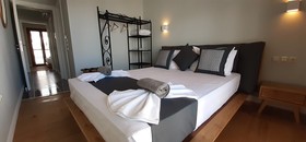 Andros 4 All Seasons Villas & Suites
