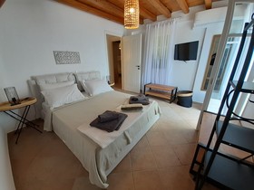 Andros 4 All Seasons Villas & Suites