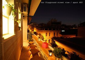 Live in Athens, Thiseio Residencies