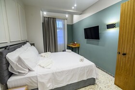 A-13 Belle Athenes - Luxury Rooms at Monastiraki Railway Station