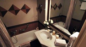 Achillion Hotel