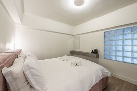 Aeiphoria Suites & Rooms