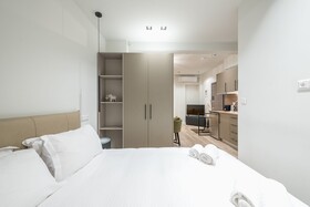 Aeiphoria Suites & Rooms