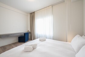 Aeiphoria Suites & Rooms