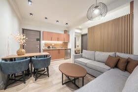 Aeiphoria Suites & Rooms