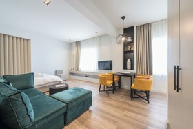 Aeiphoria Suites & Rooms