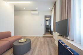 Aeiphoria Suites & Rooms