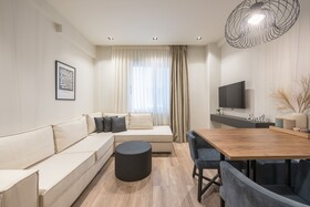 Aeiphoria Suites & Rooms