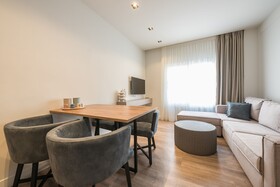Aeiphoria Suites & Rooms