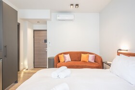 Aeiphoria Suites & Rooms