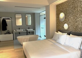 Aionion Residences by K&K