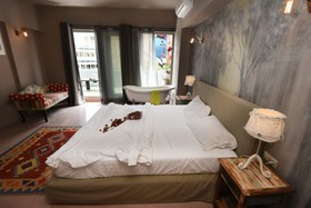iFeel Athens