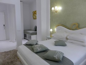 Astikon House