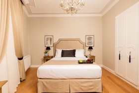 Athens Mansion Luxury Suites