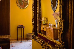 Athens Quinta