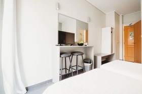 Athens Studios & Backpackers