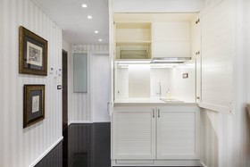 Beverly Suites In Plaka