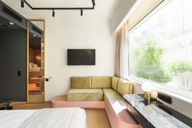 Colors Hotel