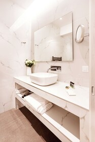 Days City Suites