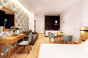 Days City Suites