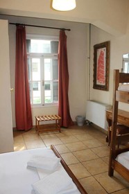 Fivos Hostel
