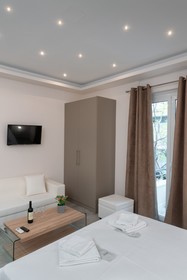 Alekos Apartments 2