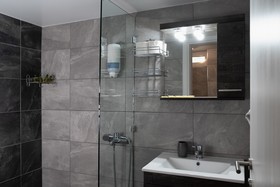 Alekos Apartments 2