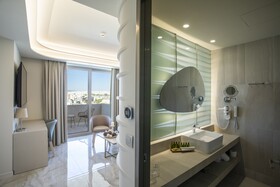 Green Suites Hotel