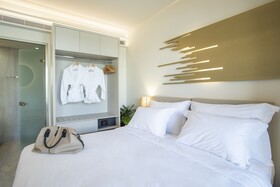 Green Suites Hotel