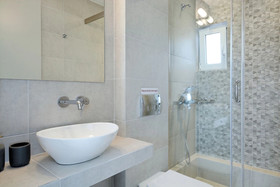 Hercules Residence