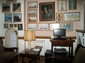 Hotel Acropolis House
