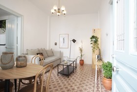 Live in Athens, Thiseio Historic House