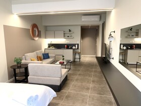 M17 Studios & Suites