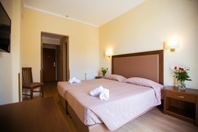 Marina Athens Hotel