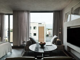 Monastik Living In Athina