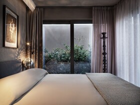 Monastik Living In Athina