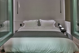 Nikiou Suites Luxury Residence