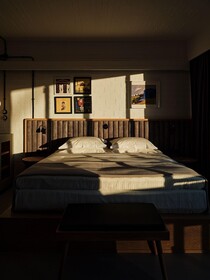 Not Hotel