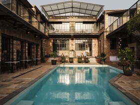 Not Hotel