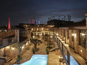 Not Hotel