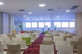 Novus City Hotel