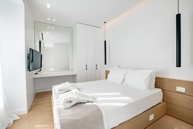 NS Place