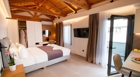 Paleo Suites