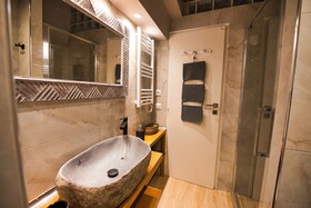 Rastoni Athens Suites Tsatsou Street
