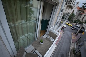 Rastoni Athens Suites Tsatsou Street