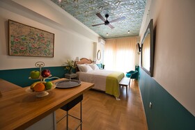 Rastoni Athens Suites Tsatsou Street