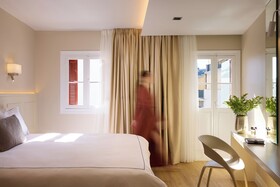 Vrachos Athens Suites
