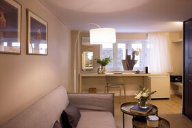 Vrachos Athens Suites