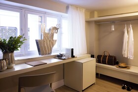 Vrachos Athens Suites